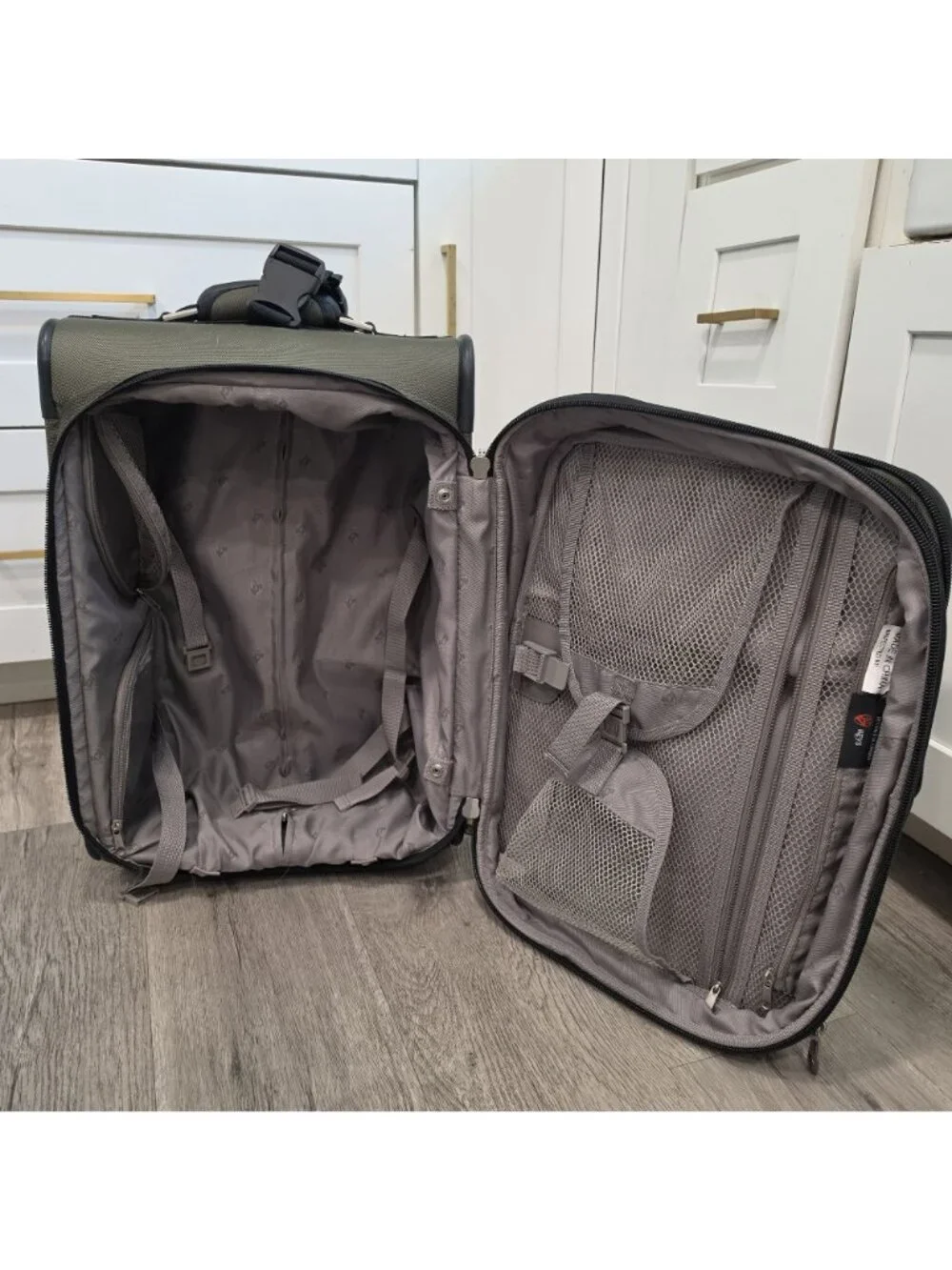 HEYS Olive Green Rolling Carry-On Luggage With Telescopic Handle alot of storage